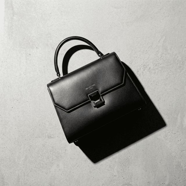 Fashion accessory retouch sample